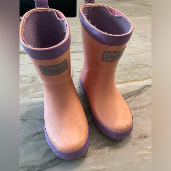 Harley Kids Rain Boots - used and well loved, but a lot of life left. Size 7 - Picture 1 of 6